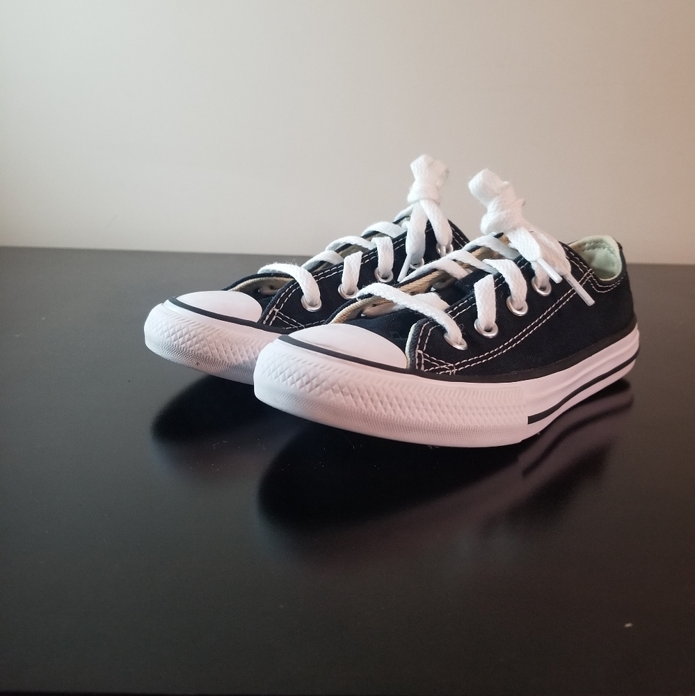 CONVERSE CHUCK TAYLOR ALL-STAR LOW TOP